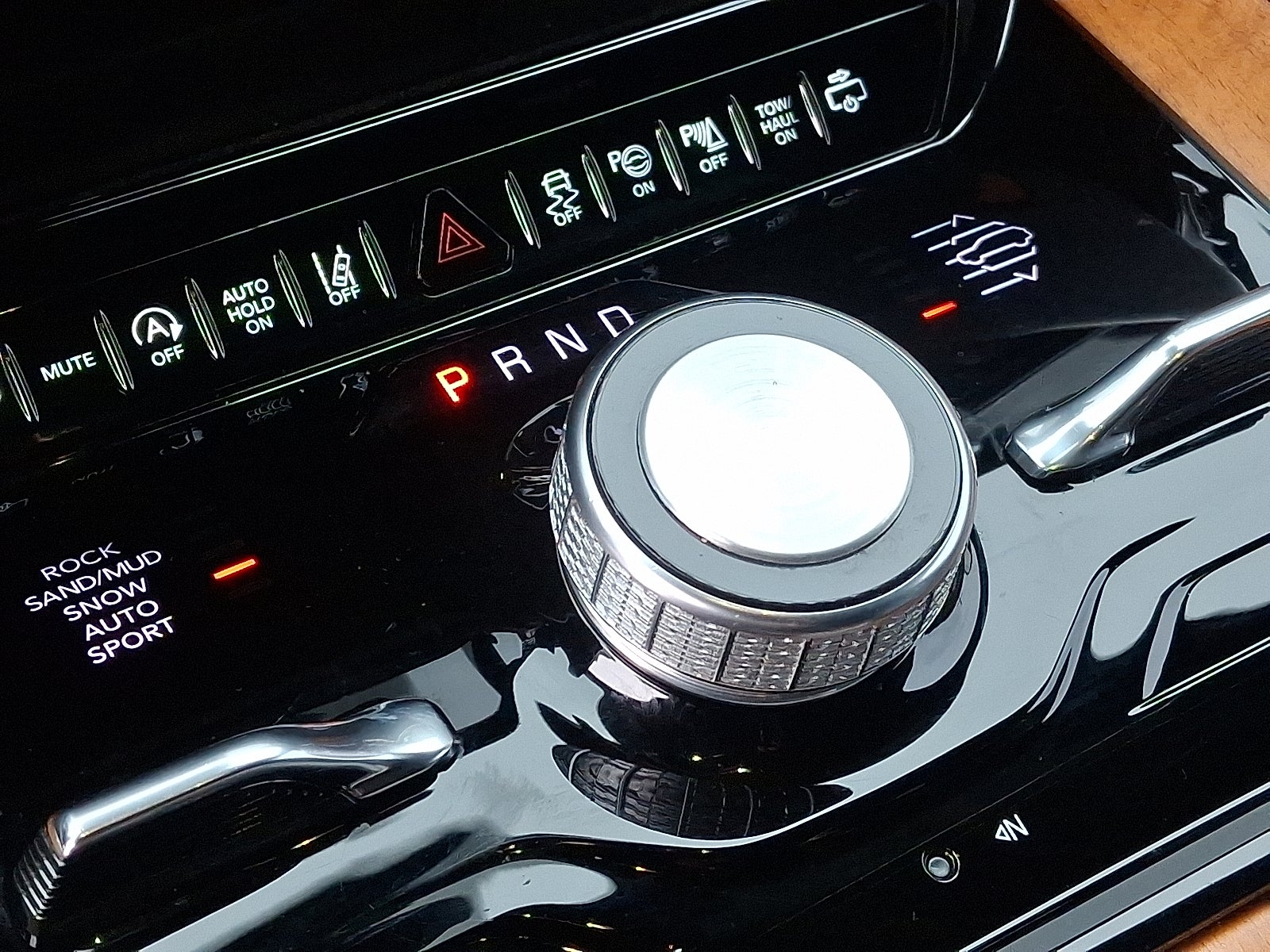 2023 Jeep Grand Wagoneer Series II