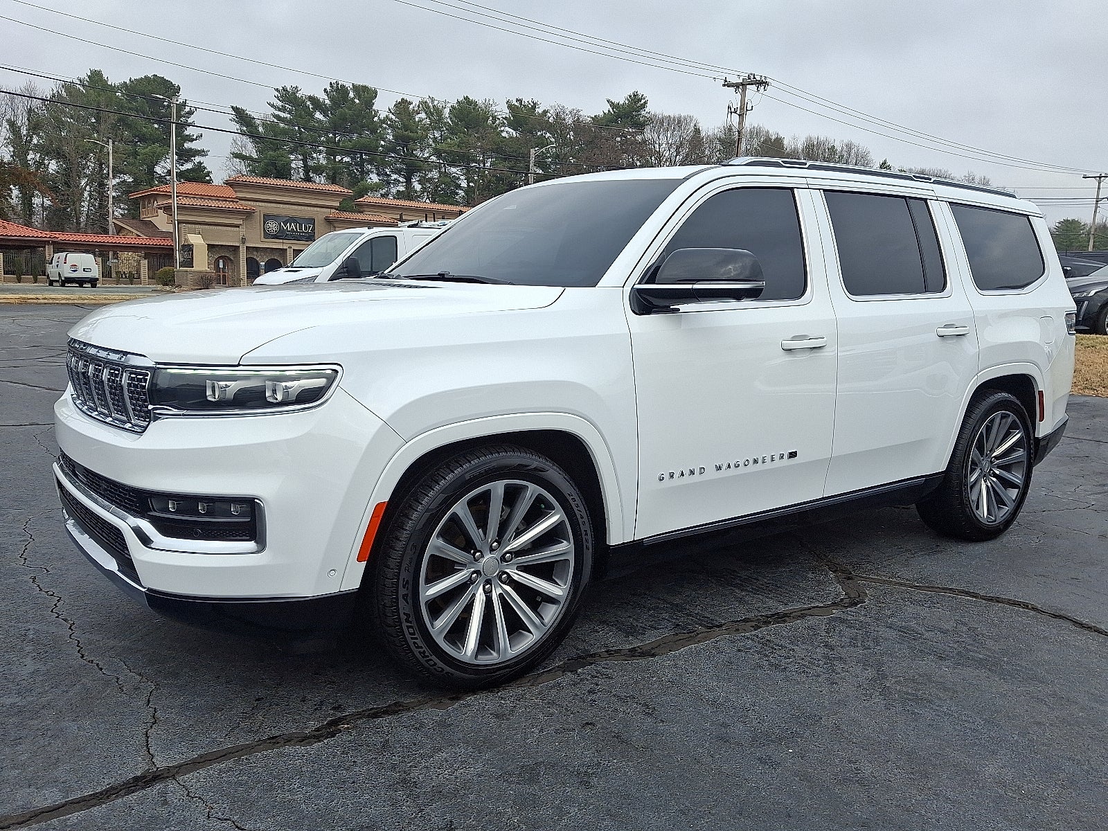 2023 Jeep Grand Wagoneer Series II
