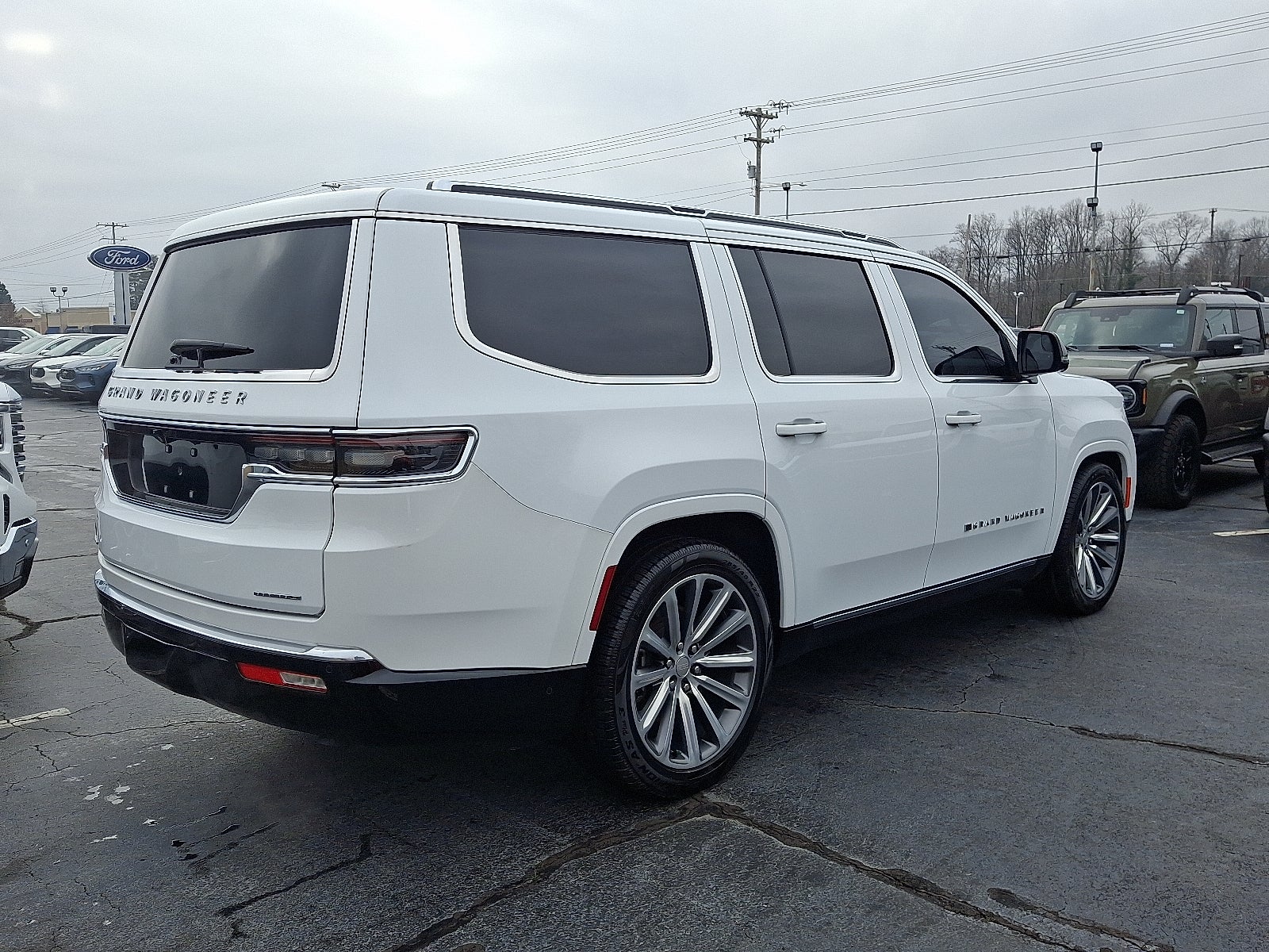 2023 Jeep Grand Wagoneer Series II