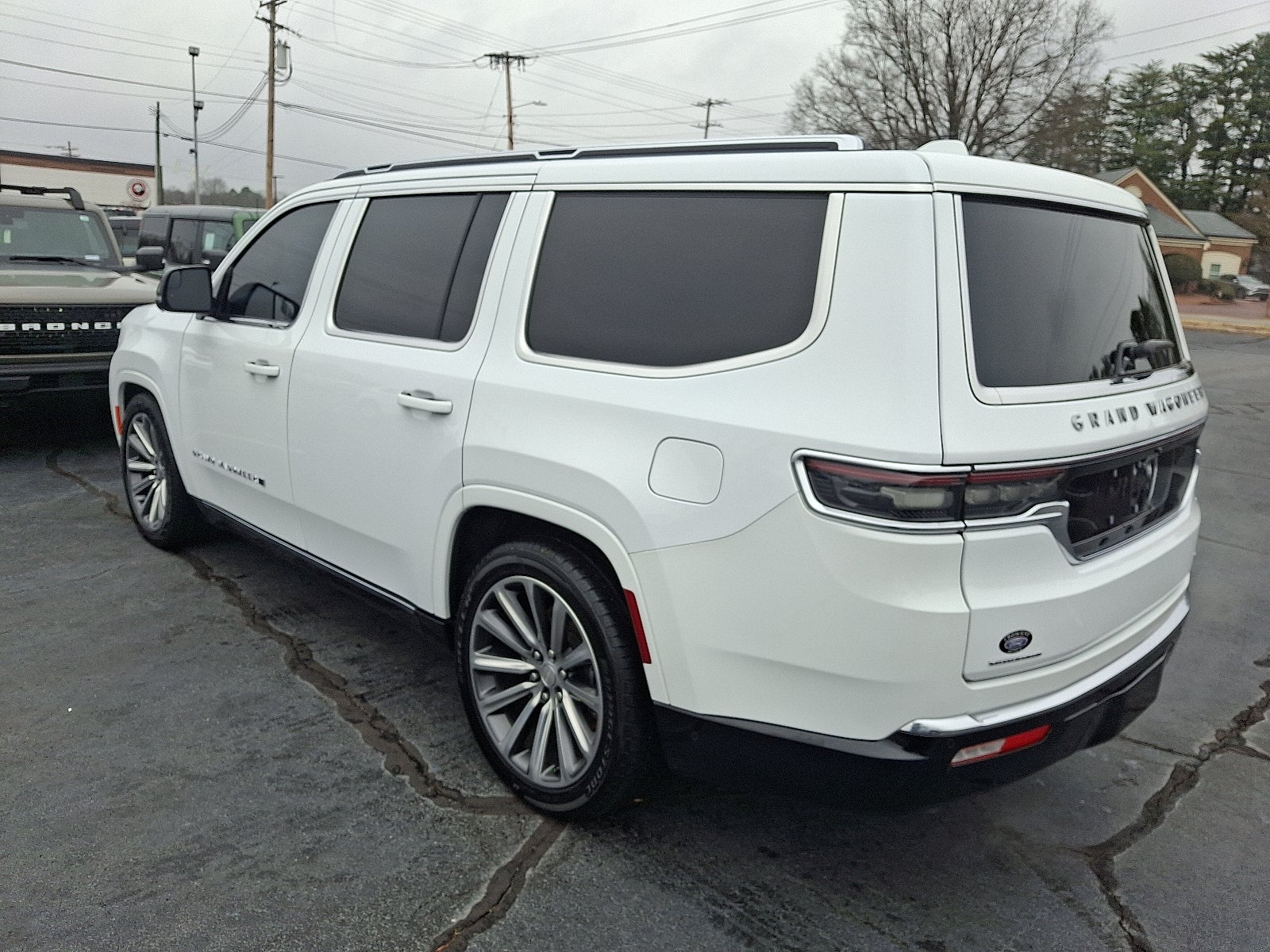 2023 Jeep Grand Wagoneer Series II