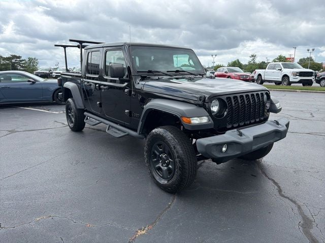 2021 Jeep Gladiator Sport's photo