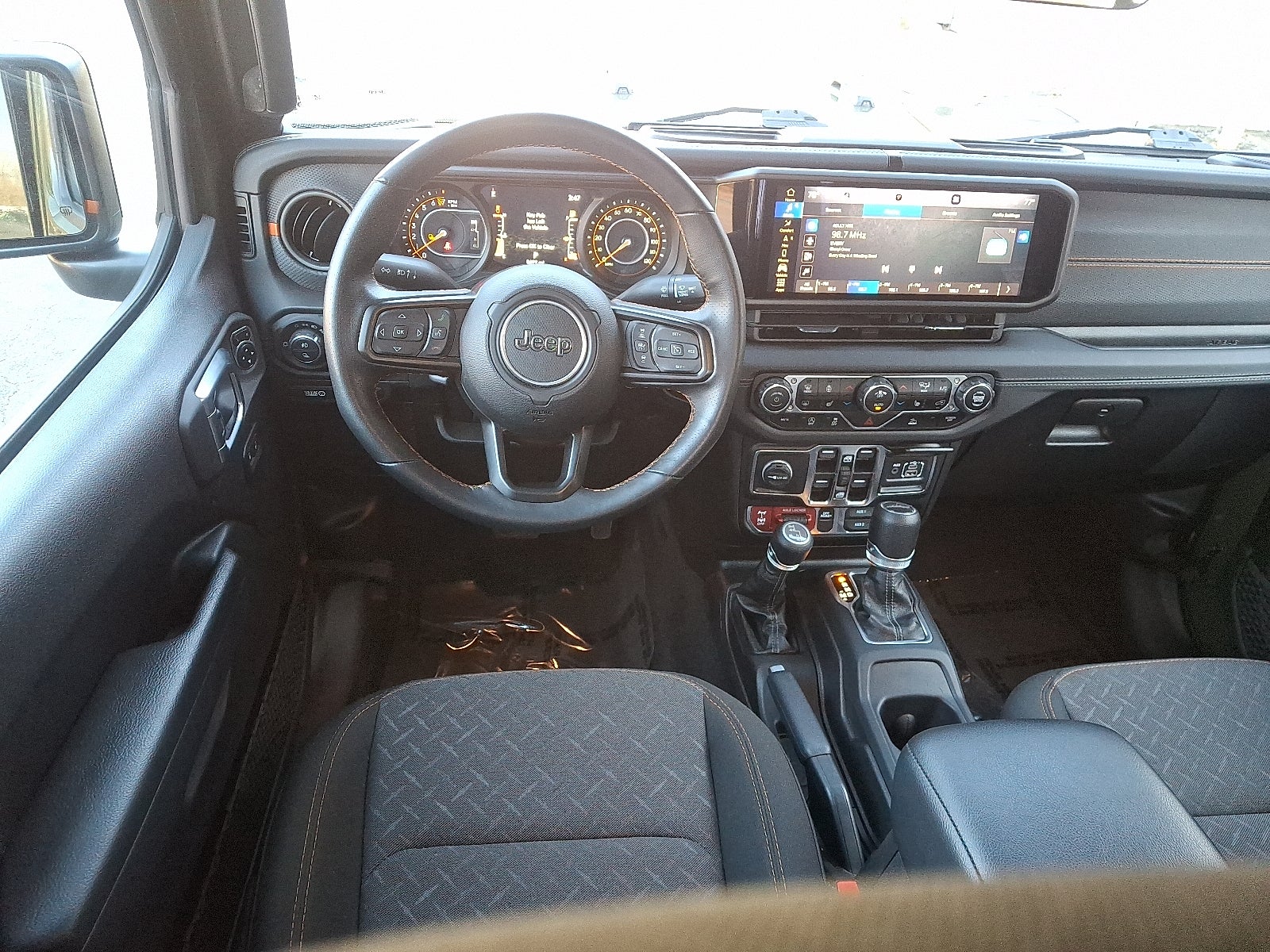 2024 Jeep Gladiator Mojave