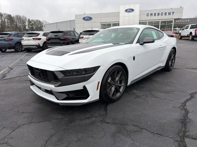 2026 Ford Mustang Dark Horse