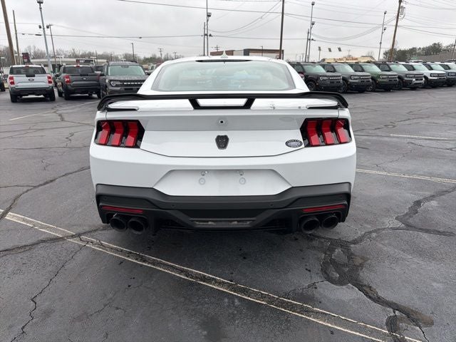 2026 Ford Mustang Dark Horse