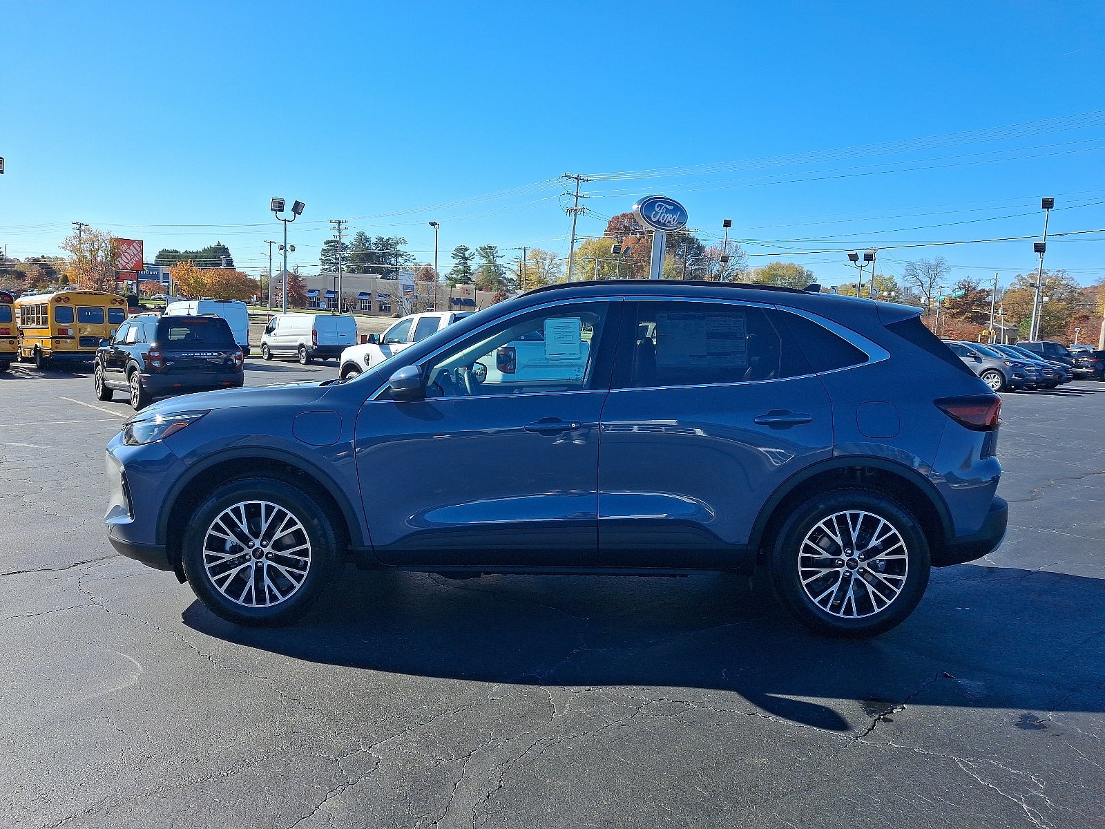 2025 Ford Escape Plug-In Hybrid Base