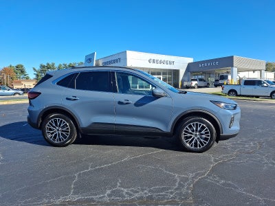 2025 Ford Escape Plug-In Hybrid Base