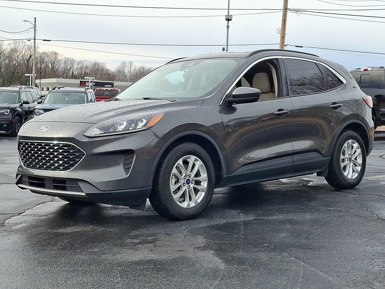 2020 Ford Escape SE
