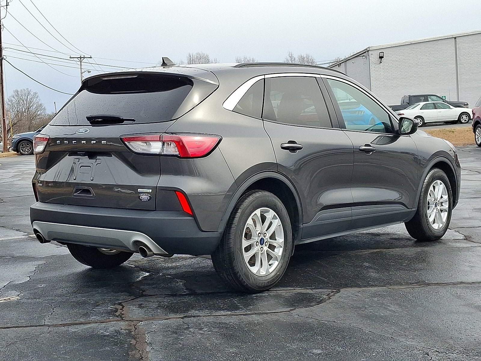 2020 Ford Escape SE