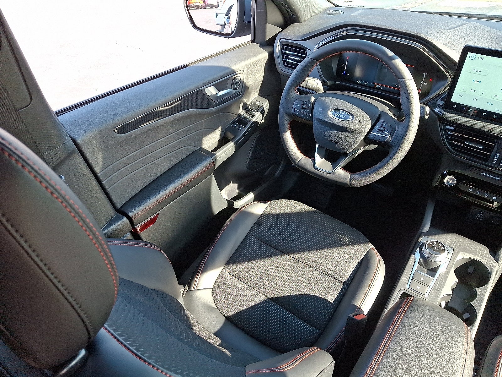 2026 Ford Escape Hybrid ST-Line Select