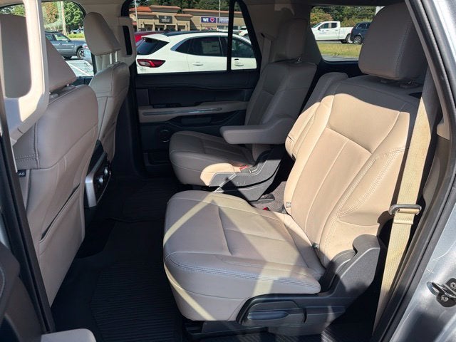 2022 Ford Expedition Max XLT