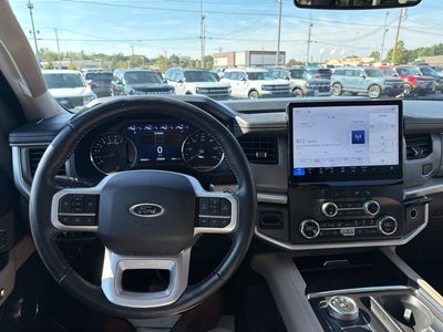 2022 Ford Expedition Max XLT