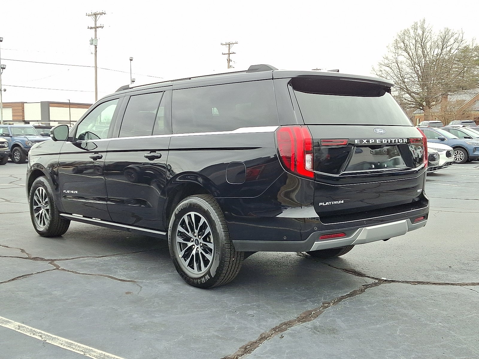 2025 Ford Expedition Max Platinum