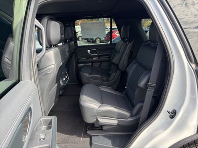 2026 Ford Expedition Platinum