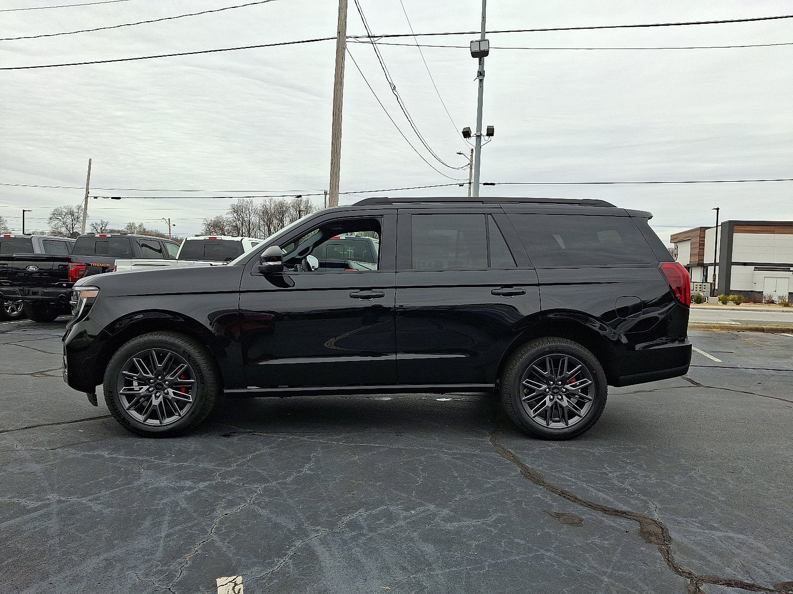 2025 Ford Expedition Platinum