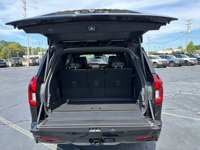 2027 Ford Expedition Tremor