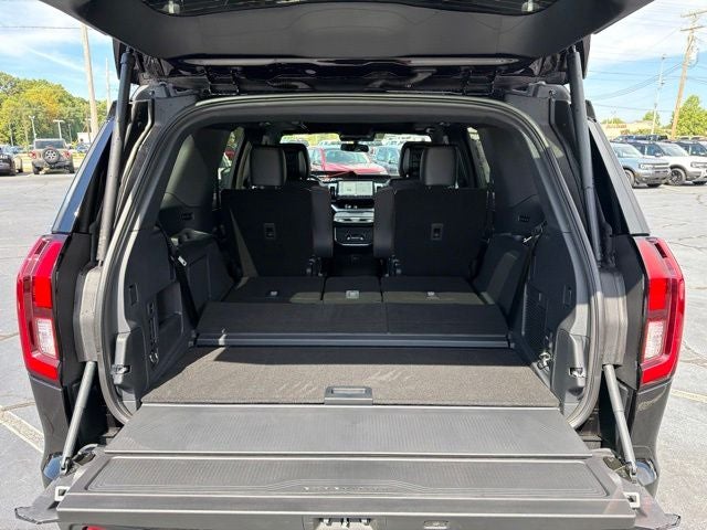 2027 Ford Expedition Tremor