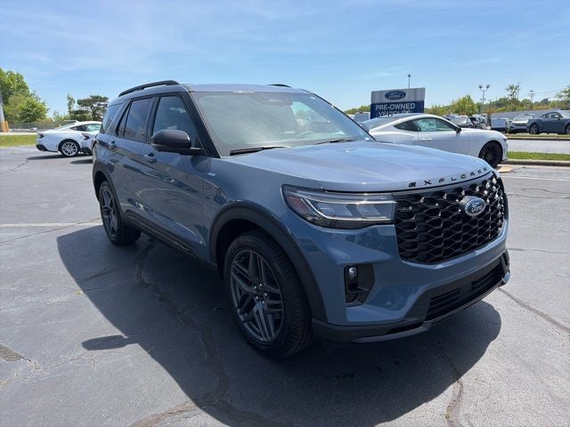 2026 Ford Explorer ST-LINE 4WD's photo
