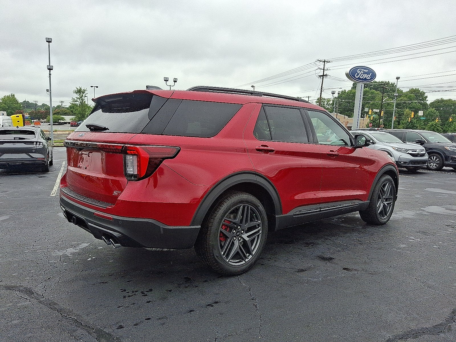2025 Ford Explorer ST