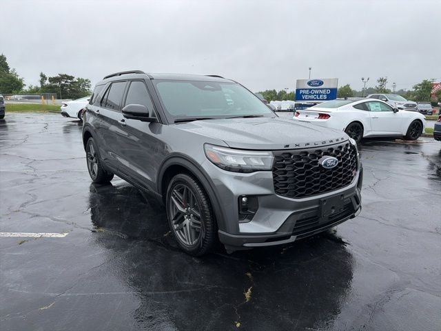 2026 Ford Explorer ST 4WD's photo