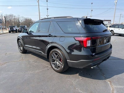 2025 Ford Explorer ST