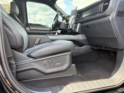 2025 Ford F-150 Lightning Lariat