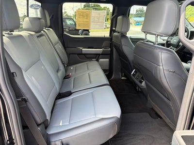 2025 Ford F-150 Lightning Lariat
