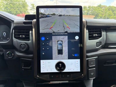 2025 Ford F-150 Lightning Lariat