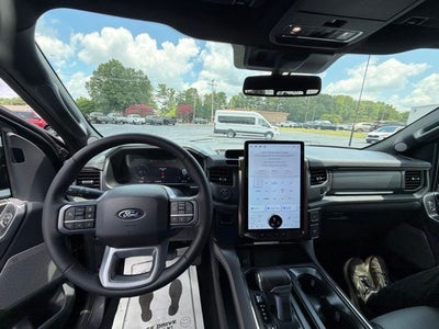 2025 Ford F-150 Lightning Lariat