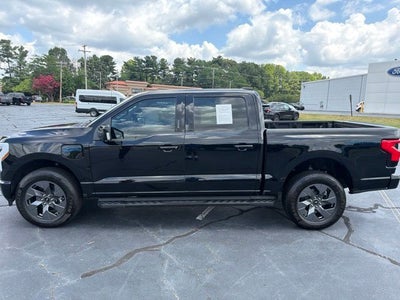 2025 Ford F-150 Lightning Lariat