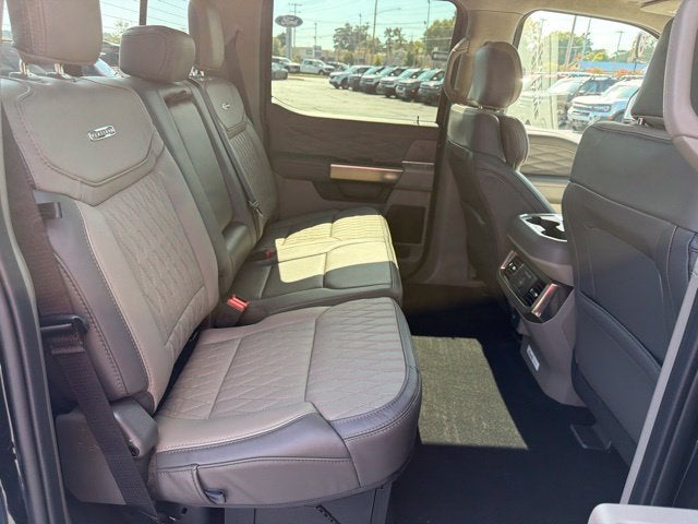 2027 Ford F-250SD Platinum