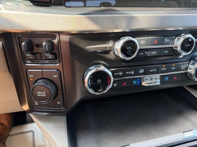 2027 Ford F-250SD Platinum