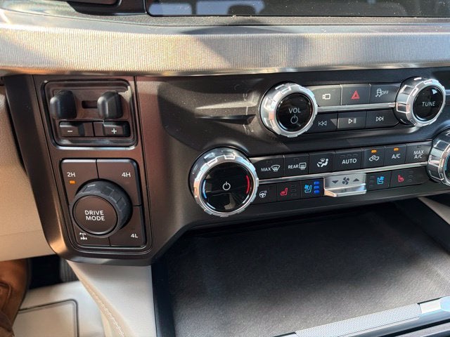 2027 Ford F-250SD Platinum