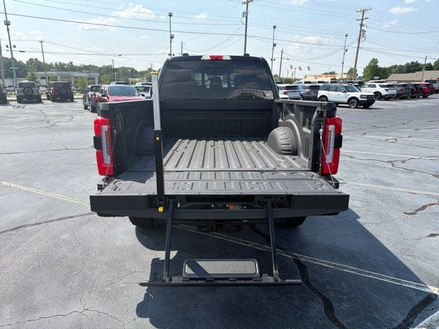 2025 Ford F-350SD Platinum