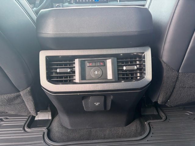 2025 Ford F-350SD Platinum