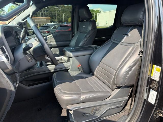 2025 Ford F-350SD Platinum
