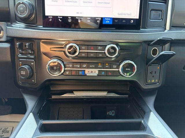 2025 Ford F-350SD Platinum
