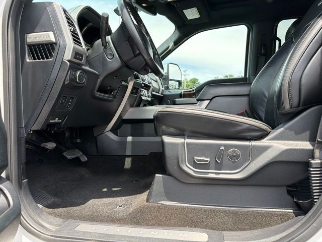2017 Ford F-350SD Platinum