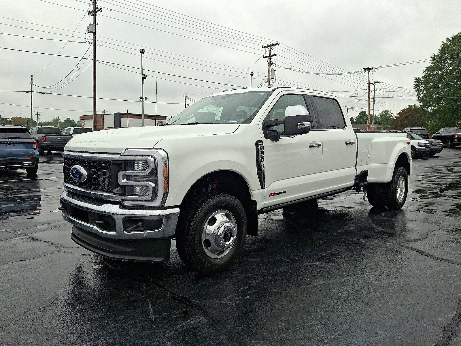 2026 Ford F-350SD Lariat DRW