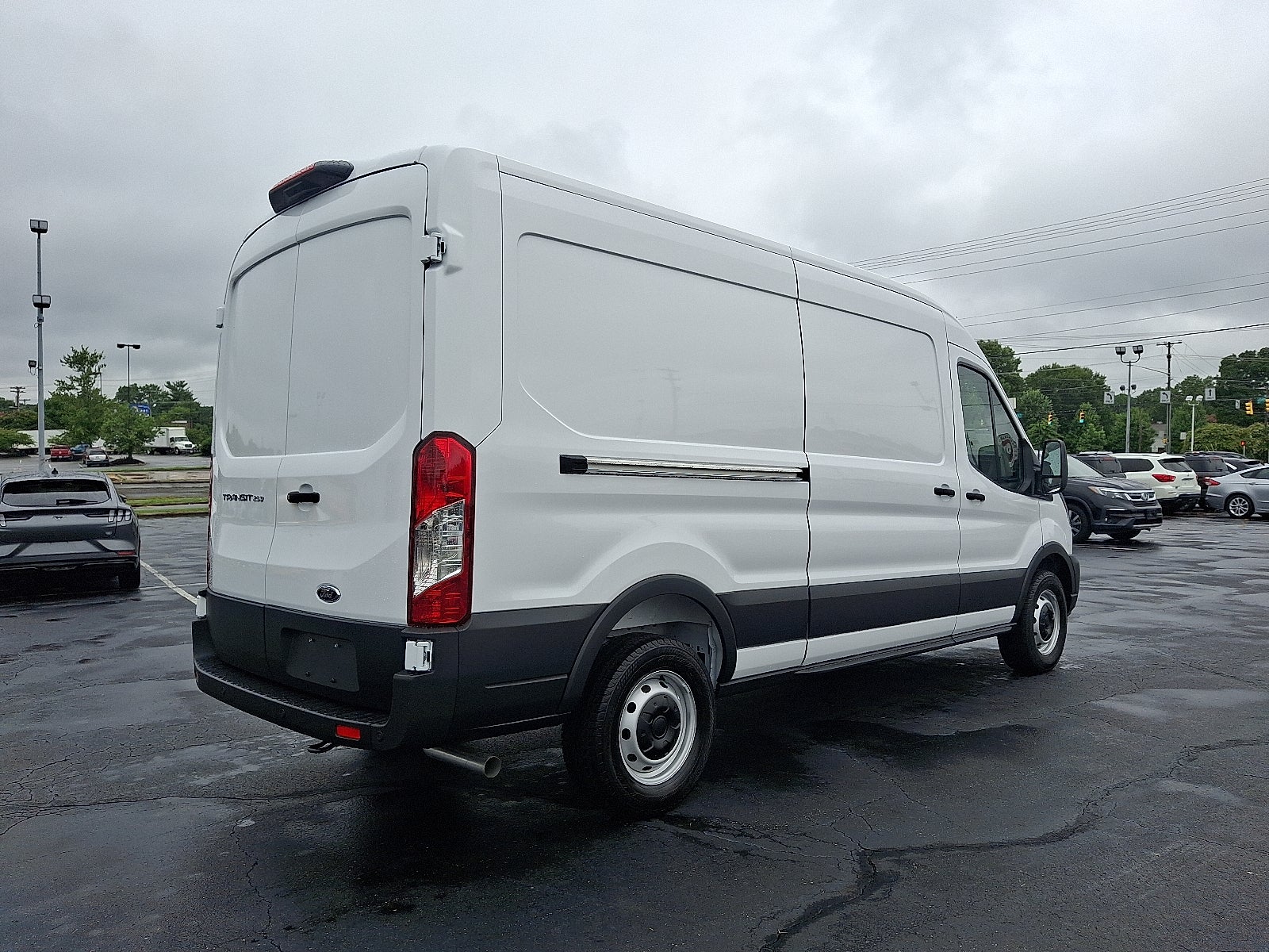 2025 Ford Transit-250 Base