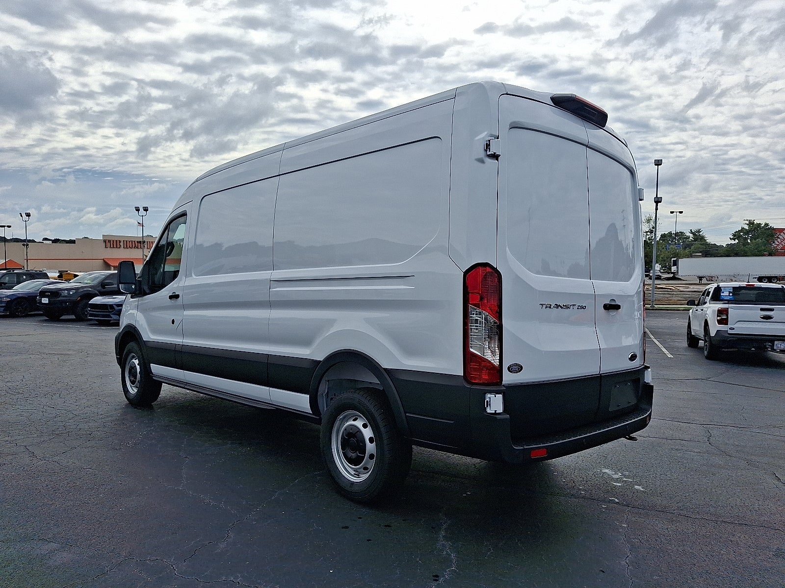 2025 Ford Transit-250 Base