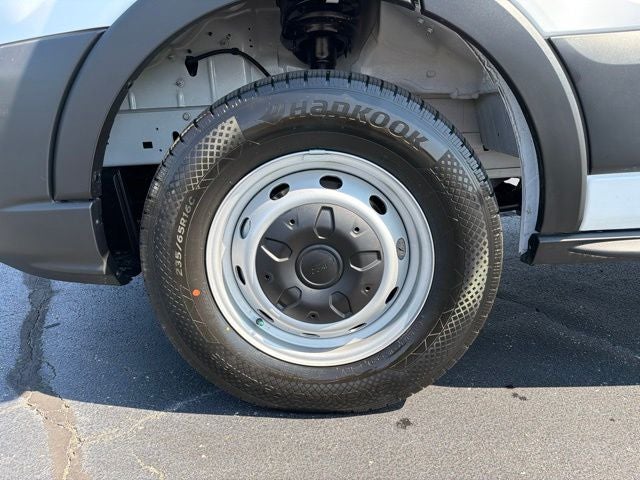2027 Ford Transit-250 Base