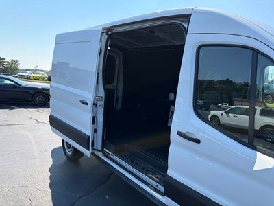 2027 Ford Transit-250 Base