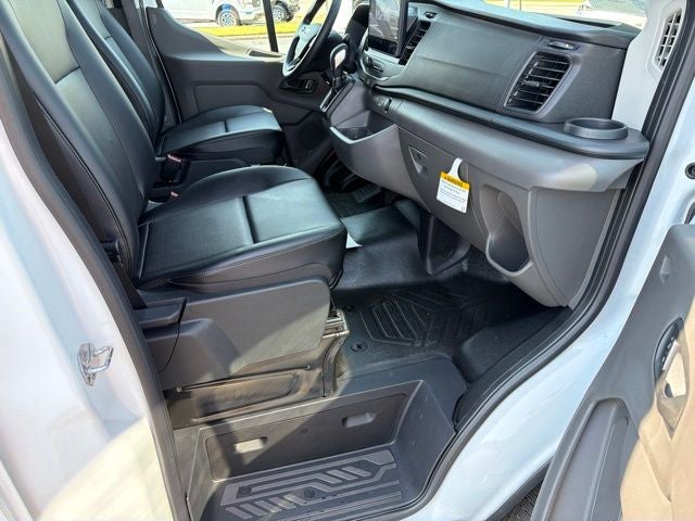 2027 Ford Transit-250 Base