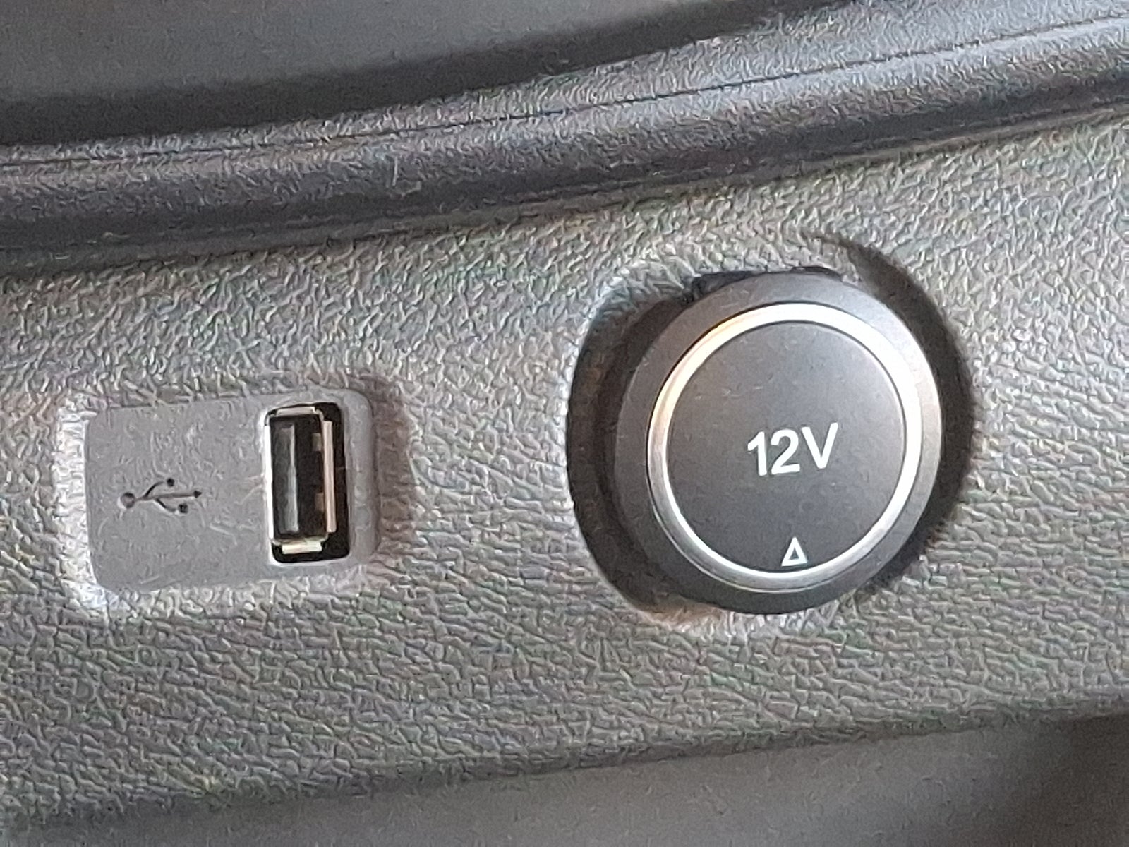 2022 Ford E-Transit-350 Base