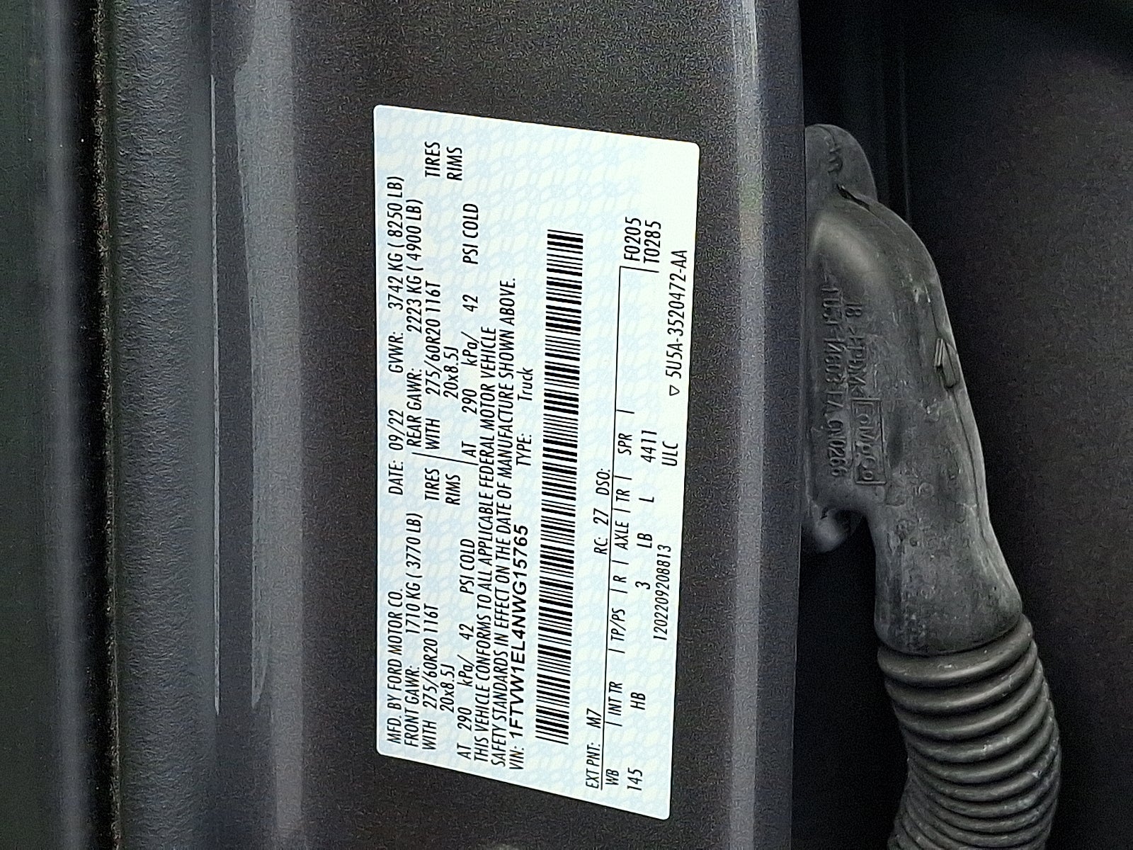 2022 Ford F-150 Lightning Lariat