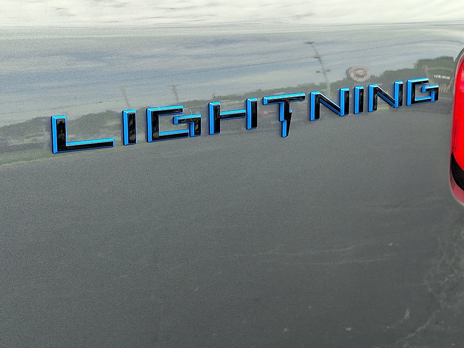 2022 Ford F-150 Lightning Lariat