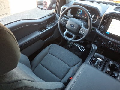 2025 Ford F-150 Lightning XLT