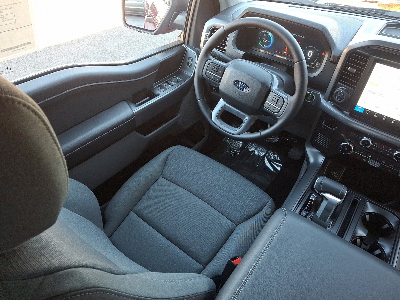 2025 Ford F-150 Lightning XLT