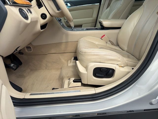 2009 Lincoln MKS Base
