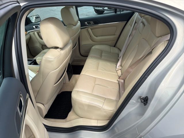 2009 Lincoln MKS Base